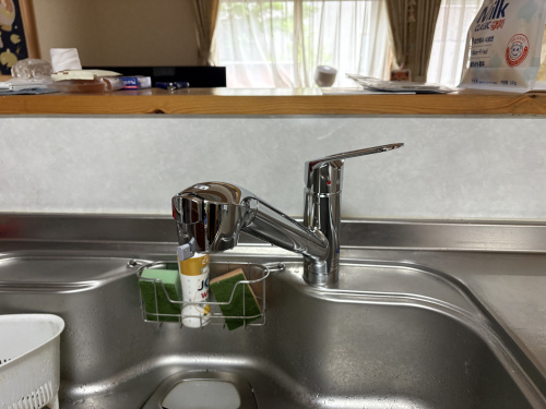 キッチン水栓交換工事の画像