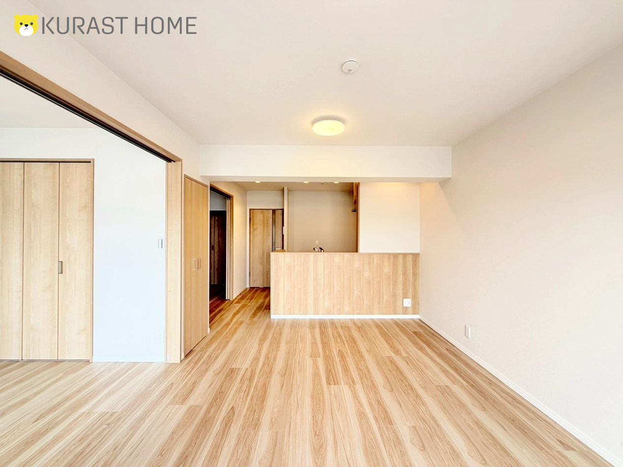 北欧デザイン風！ナチュラルモダンな空間がオシャレなリノベマン...の画像