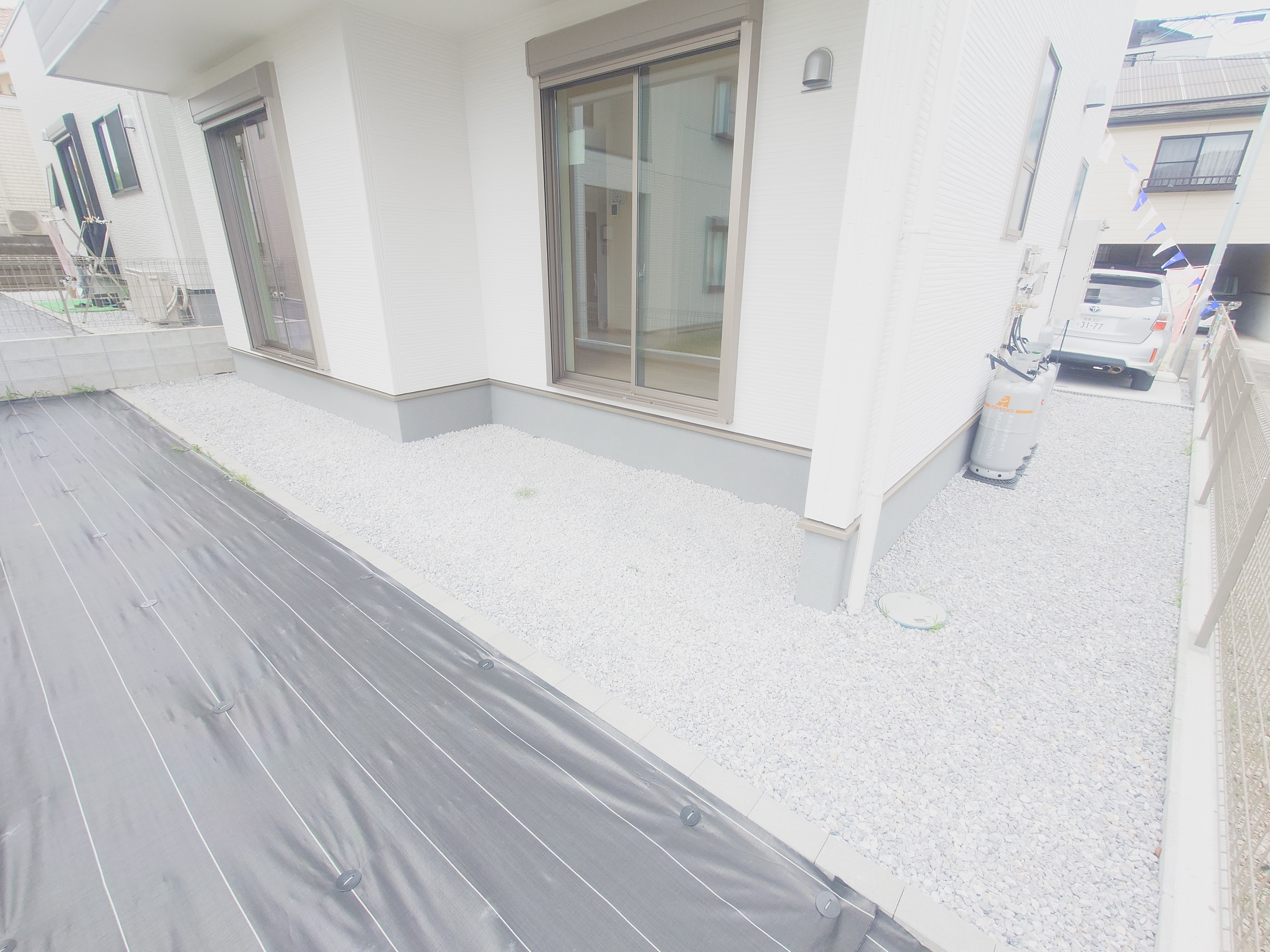 【価格変更】伊勢原市上粕屋の新築戸建て｜広いお庭・宅配ボック...の画像