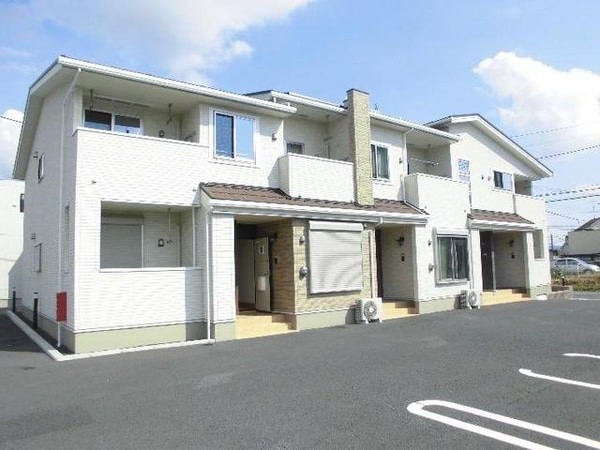 築10年・2LDK、足利市中川町の「ディア　ベルジュⅠ」。年...の画像