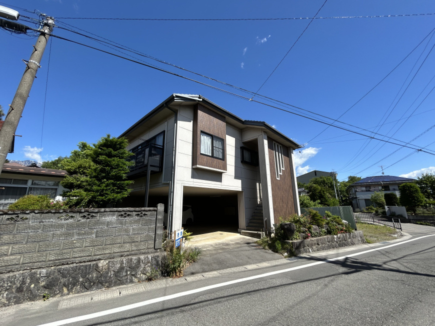 「【物件のご紹介】駒ヶ根市赤穂2371-3　中古住宅」の画像