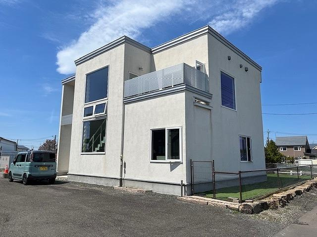 【北海道斜里町光陽町｜角地・庭付き3LDK戸建ての画像