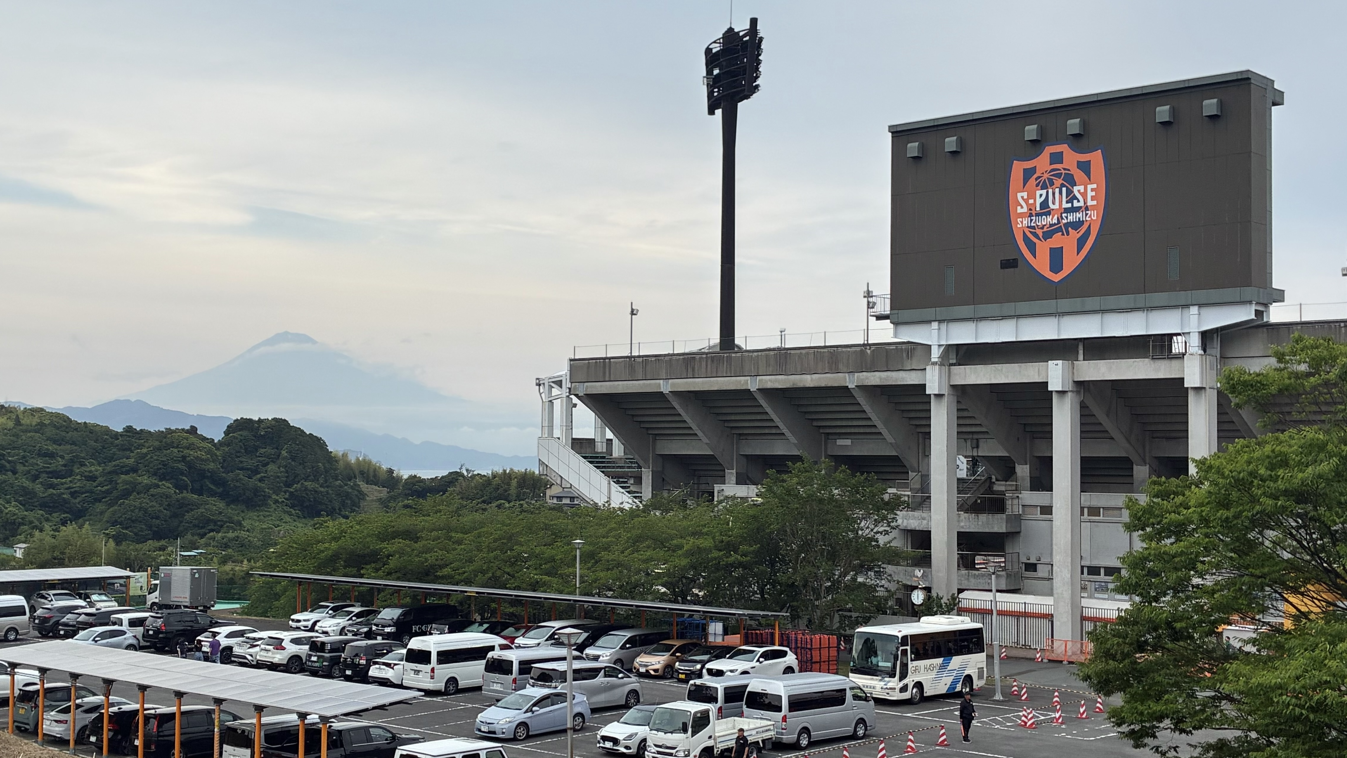 岐阜市の不動産女子スタッフがFC岐阜ホーム戦を日本平で観戦｜...の画像