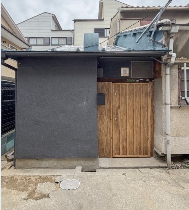 淡路駅エリアの秘密基地風テナント！約5.6坪！業種相談！の画像