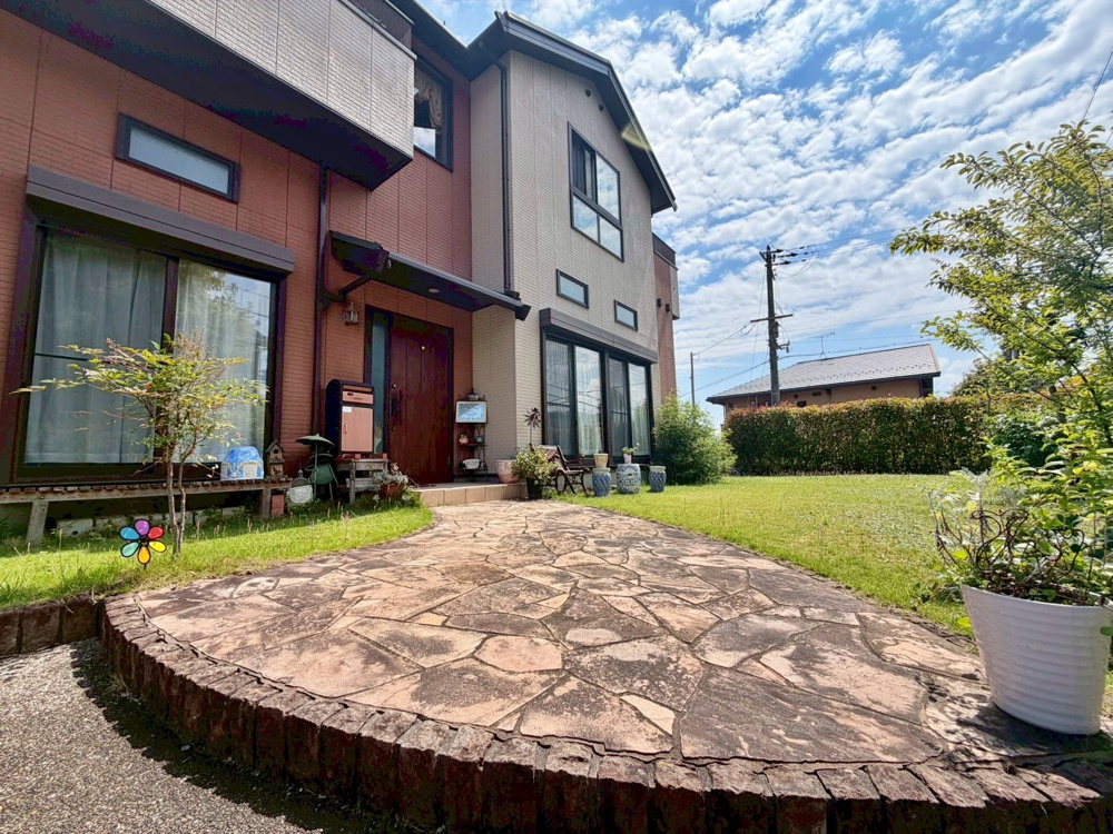 「NEW[中古]亀岡市東つつじヶ丘」の画像