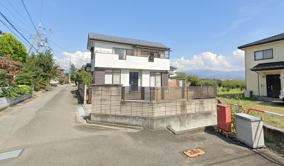 南アルプス市徳永 建物一新済中古戸建｜南西角地 敷地82坪 ...の画像