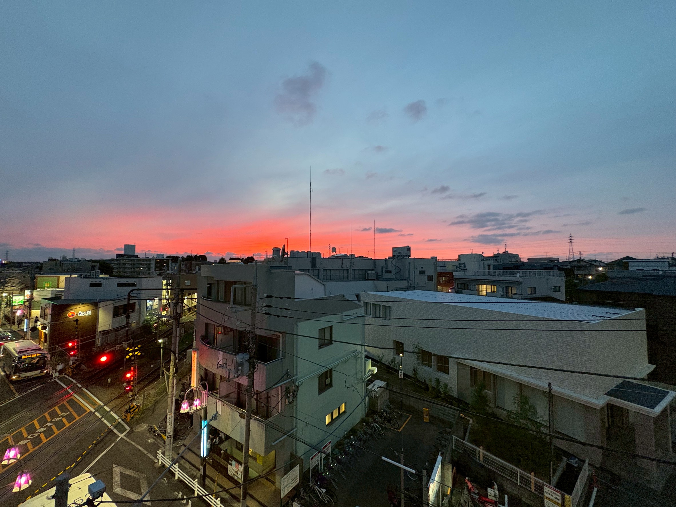 【雨の日でも安心】梅雨の内見も快適に！今が狙い目な不動産探し...の画像