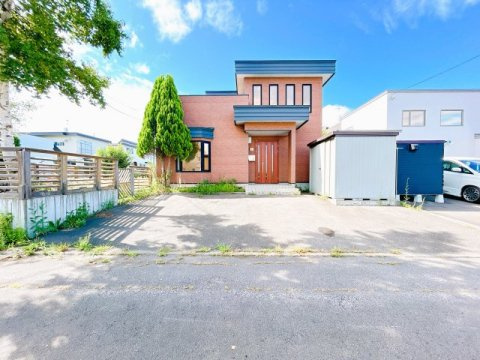 【網走潮見10丁目】土地94坪/4LDK中古住宅のご紹介の画像