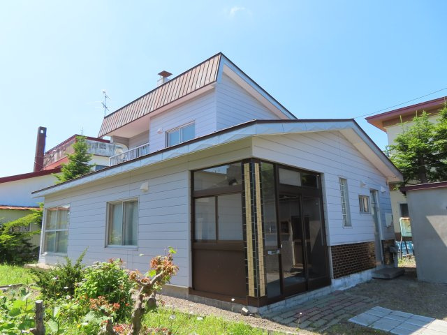 網走市潮見2丁目 4LDK中古住宅のご紹介の画像