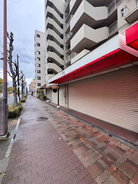 長居公園前！１階路面店舗！飲食店居抜き店舗！約１４坪！業種相...の画像