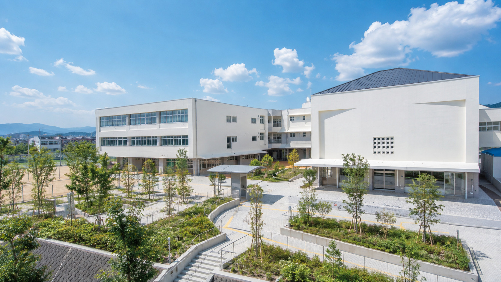 枚方市立禁野小学校の新校舎✴︎の画像