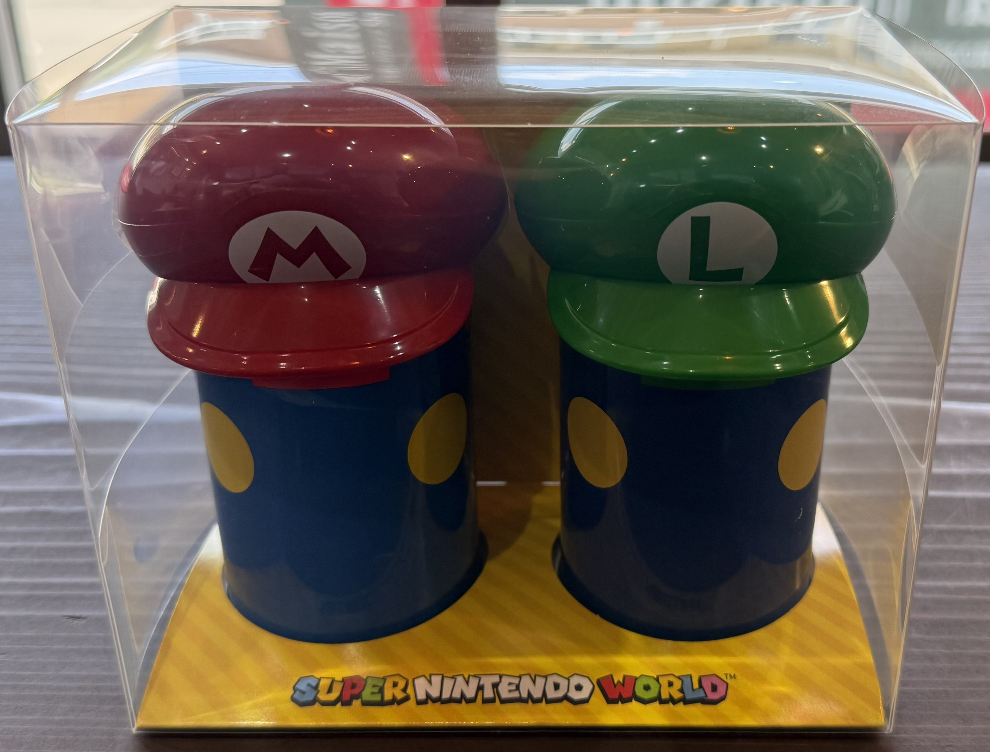 USJのお土産をいただきました｜かわいいマリオとルイージの入...の画像
