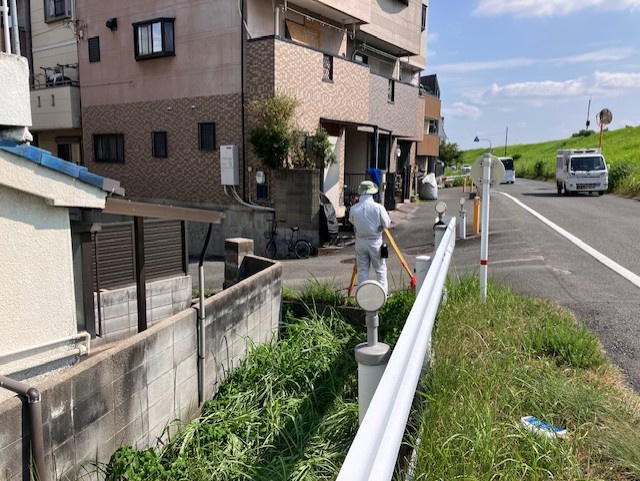 売却予定物件の測量を開始しました！の画像