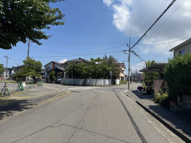 【長潟2丁目】「坪単価」では測れない価値。たった一組の「運命...の画像