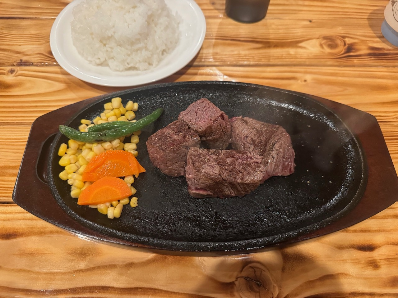 コスパ良くお肉食べたいならここ！の画像