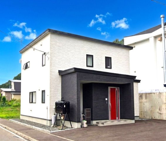 【築浅★2,850万円 l 中古戸建 網走市北八条西5丁目】...の画像