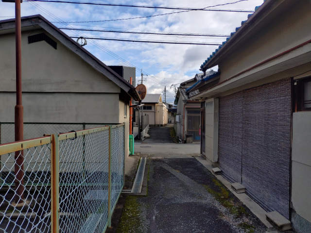 接道要件を満たすアパート建築とは？投資家向けにリスクと確認ポ...の画像