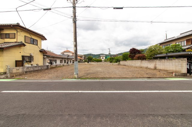 足利駅まで歩17分、建築条件なし。好きに家を描ける元学町の平...の画像
