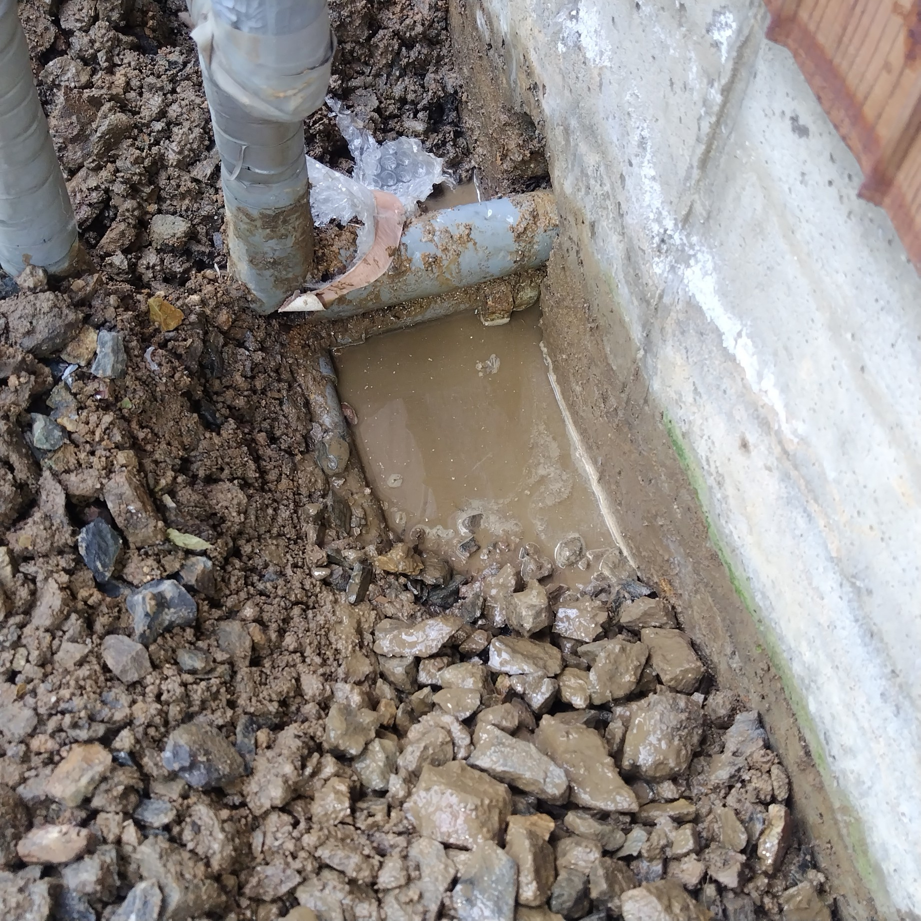 岐阜市の賃貸住宅の漏水トラブル事例｜水道料金の急増から発覚し...の画像