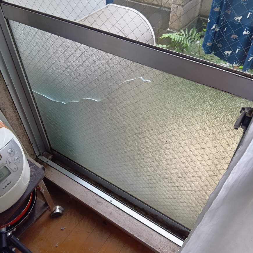 「ガラスの熱割れ」の画像