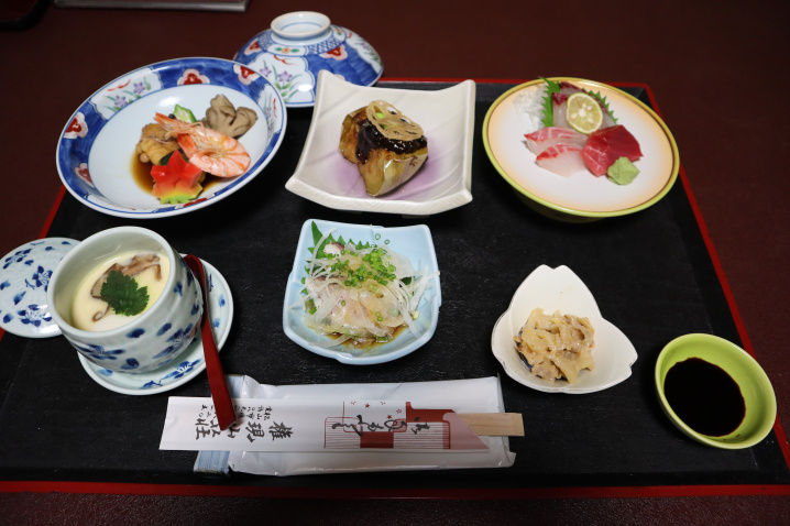 松山市権現町にある「権現山荘（ごんげんさんそう）に宿泊してき...の画像