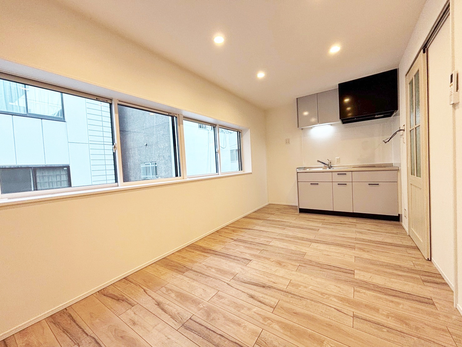 戸建を一新！デザイン性あふれるおしゃれな賃貸マンションへ！の画像