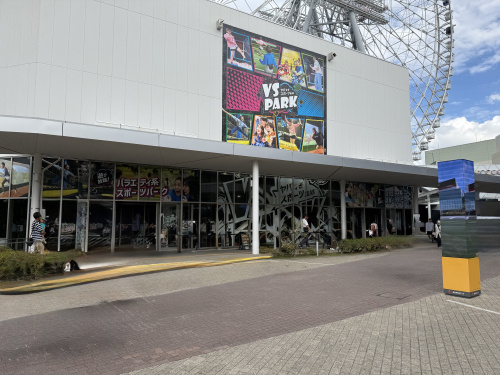 休日のお出かけ！大阪のVS PARKで思いっきり遊んできまし...の画像