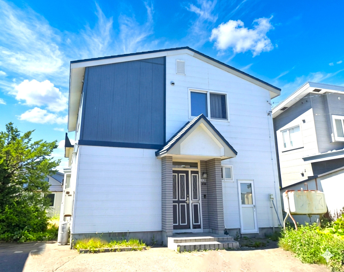 買い物・通学ラクラクの人気住宅街！網走市潮見5丁目の中古一戸...の画像