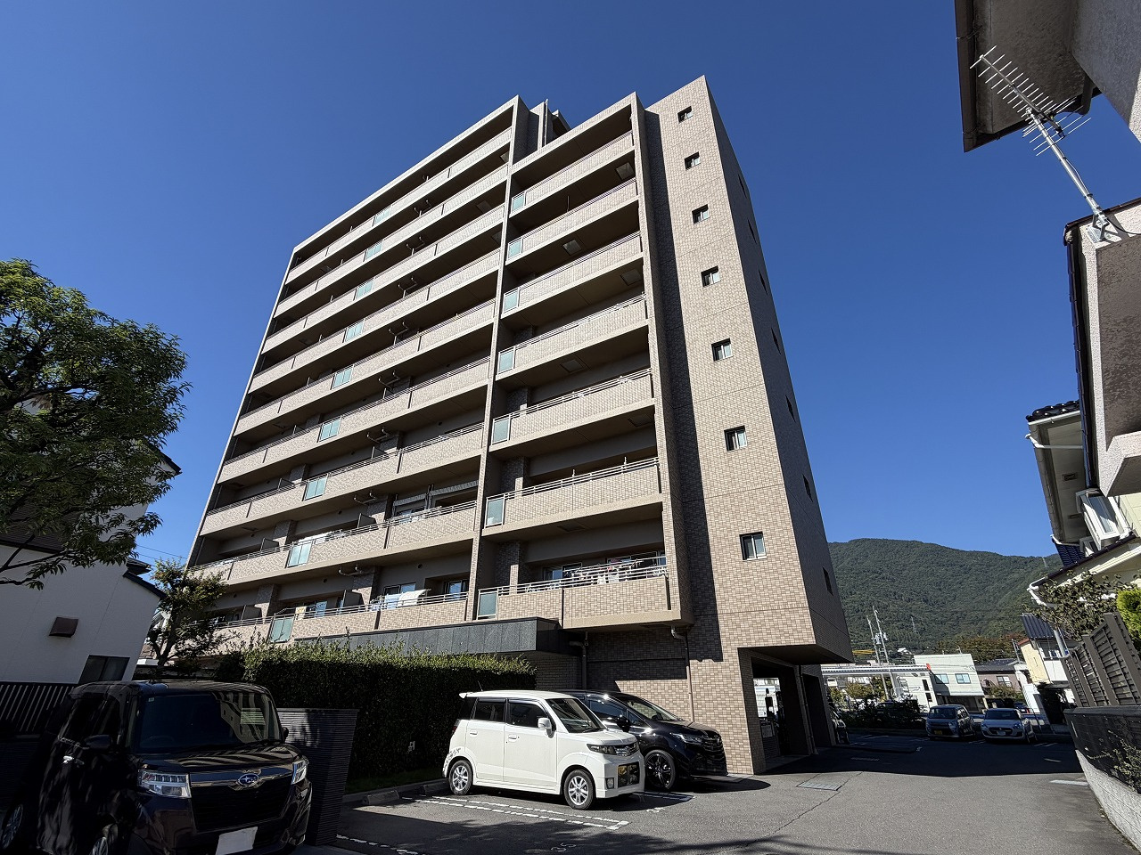 【上田市中央4丁目】8階からの眺望が魅力♪「サーパス上田紺屋...の画像