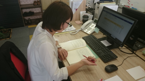 迫る宅建試験。の画像