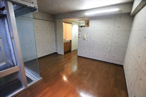 入り口付近の照明器具