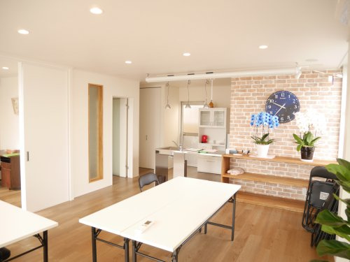 店舗２F セミナー室