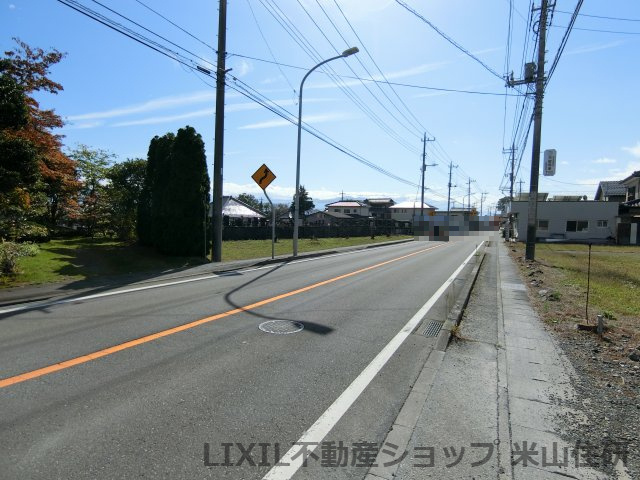前面道路含む現地写真