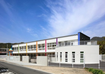 つきのひかり国際こども園