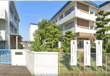 豊川市立豊小学校