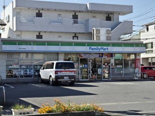 ファミリーマート