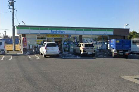 ファミリーマート 六輪店