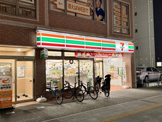 セブンイレブン八潮駅北口店