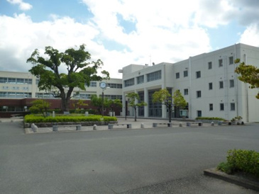 大宰府西中学校