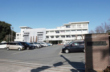 前原東中学校