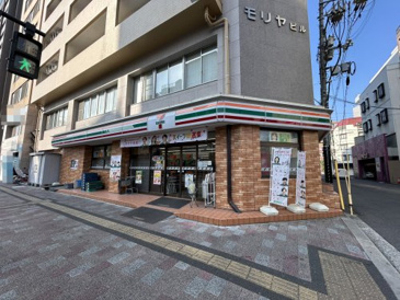 セブンイレブン広島鷹野橋店