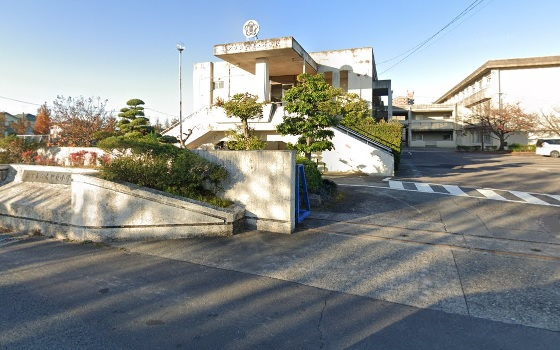 大里東小学校