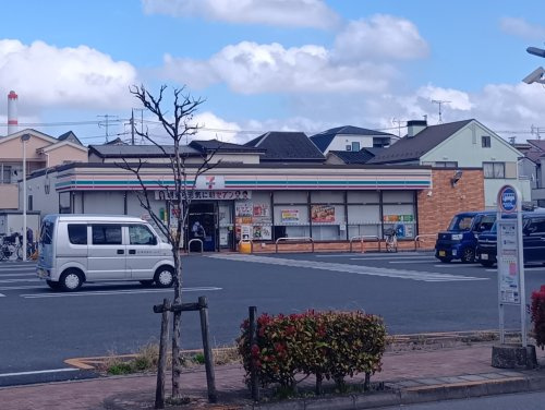 セブンイレブン 足立東伊興1丁目店