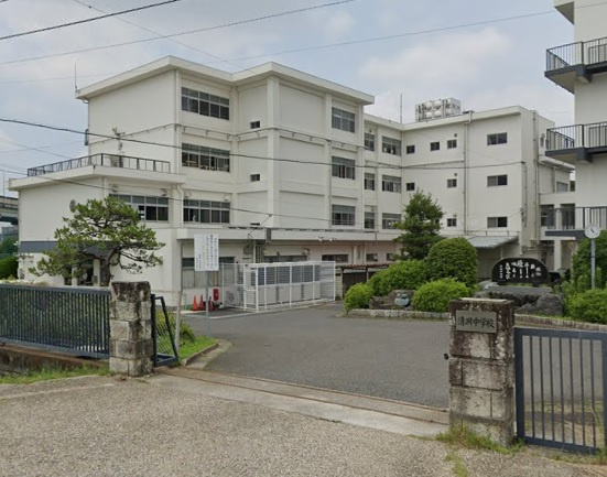 清州中学校
