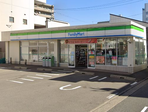 ファミリーマート一宮栄店