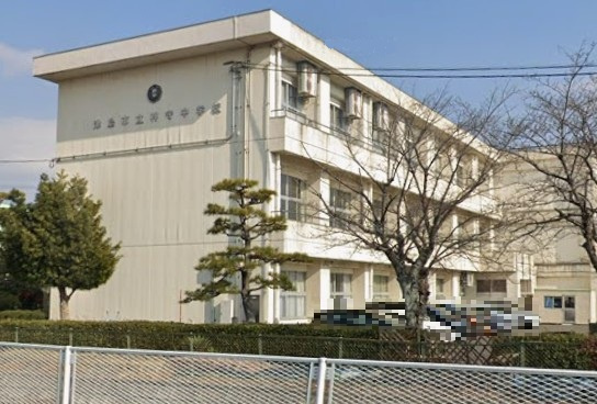 津島市立神守中学校