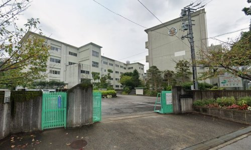 岡崎市立東海中学校