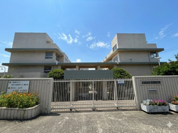 茨木市立西河原小学校の画像1
