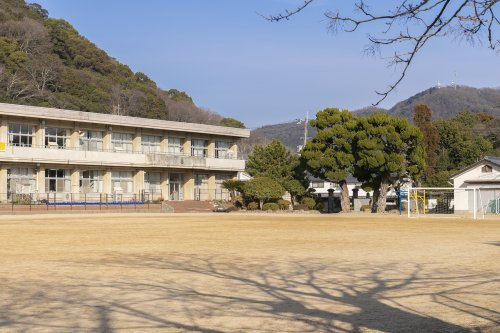 龍野小学校