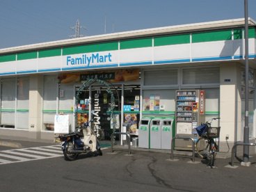 ァミリーマート ニック北加瀬三丁目店の画像1
